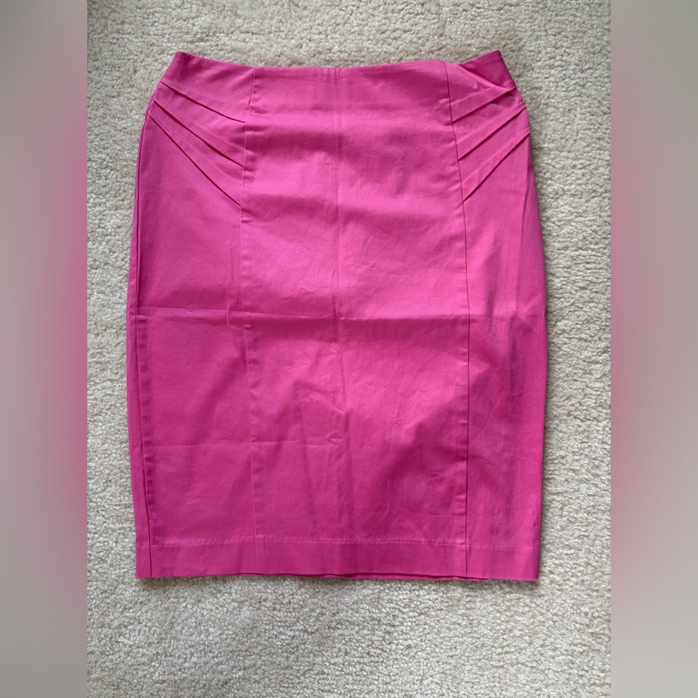 New York & company knee-length skirt-pink, NWT